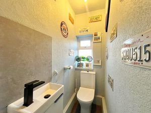 Photo 9- click for photo gallery